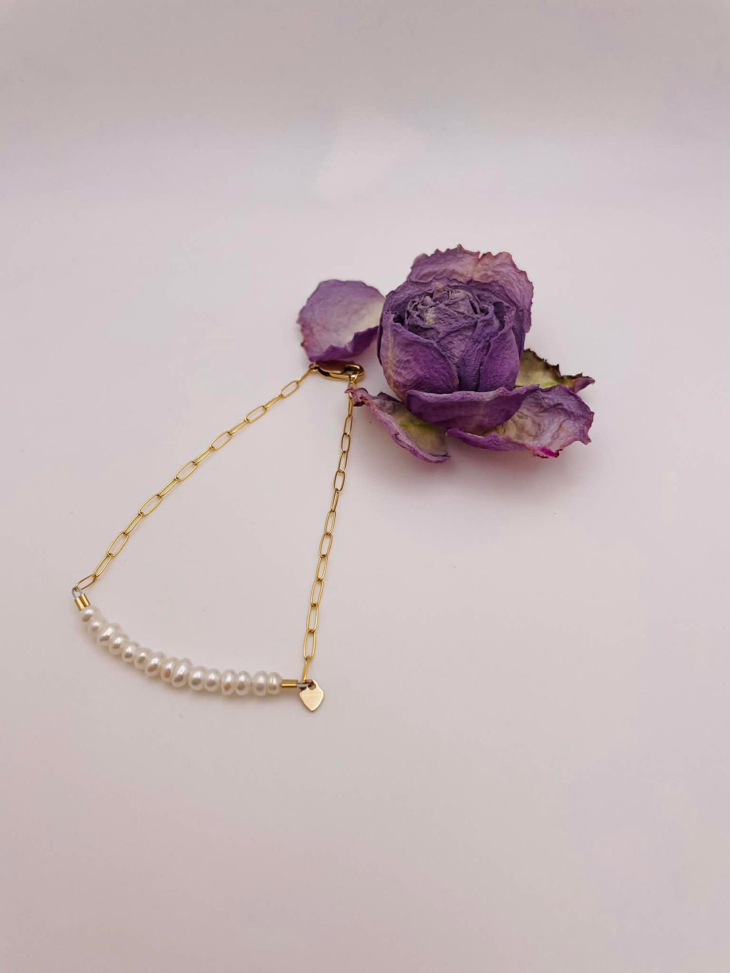 Gold‑Filled Paperclip Chain & Mother of Pearl Beaded Bracelet (7 inches)